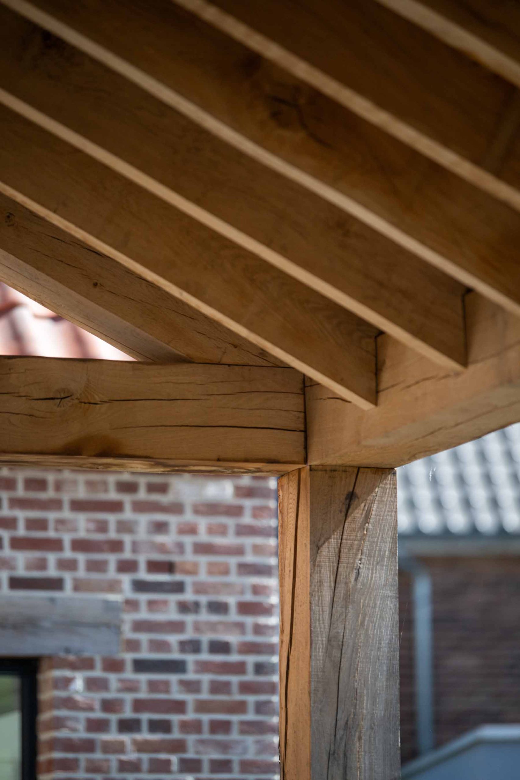 Dakwerken Bilzen — herenhuis met vakkundig geplaatst pannendak